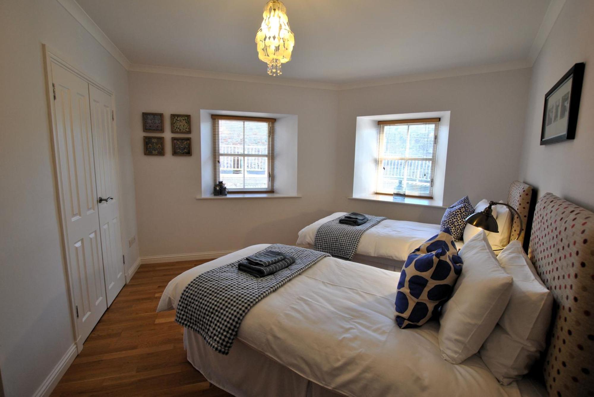 Holiday home Coorie Cottage- Stylish Townhouse *