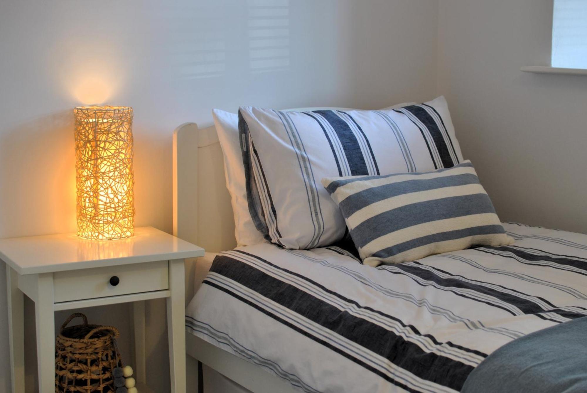Coorie Cottage- Stylish Townhouse Holiday home
